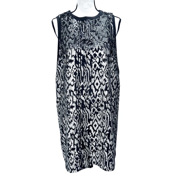 TOPSHOP BLACK AND SILVER SEQUINS SLEEVELESS SHIFT DRESS OPEN SIDES IKAT DESIGN - Picture 1 of 16